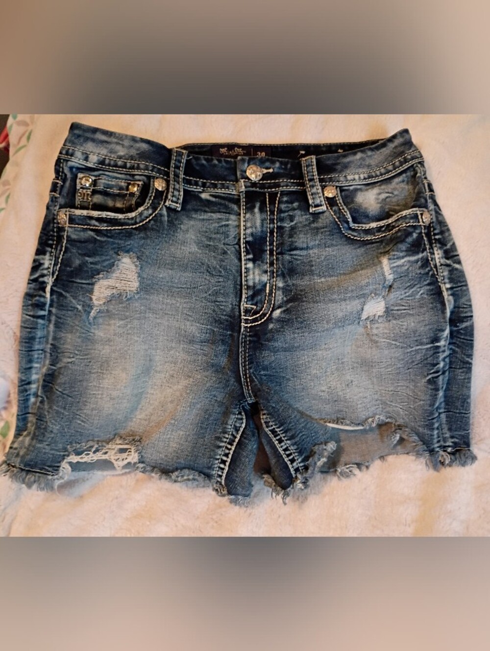 Miss me Ripped Distressed Blue Denim Jean Signature M High Rise Midi-Shorts - Picture 2 of 13